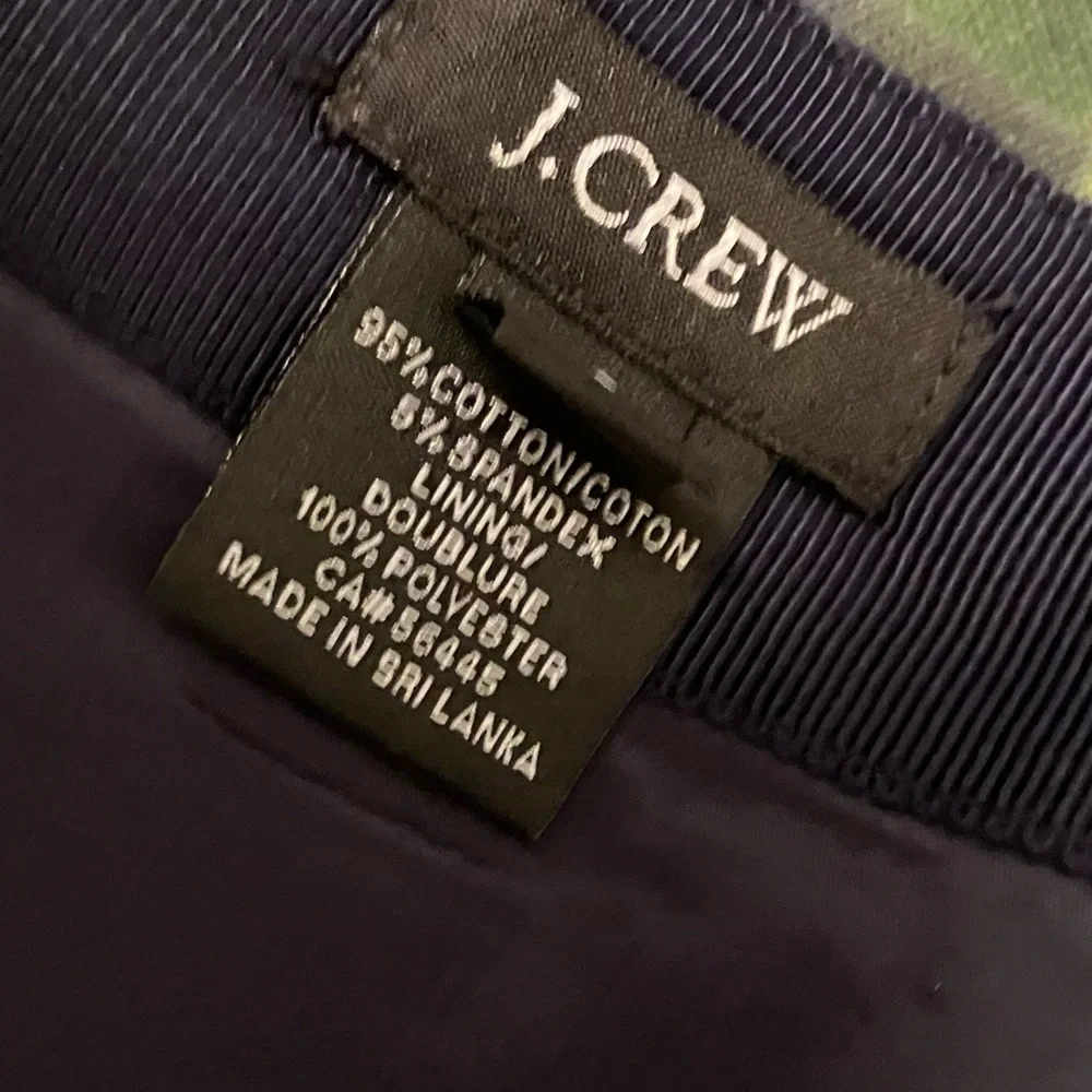 J Crew no 2 pencil skirt.  Dark blue patterned.  Lined. EUC! - Picture 6 of 7